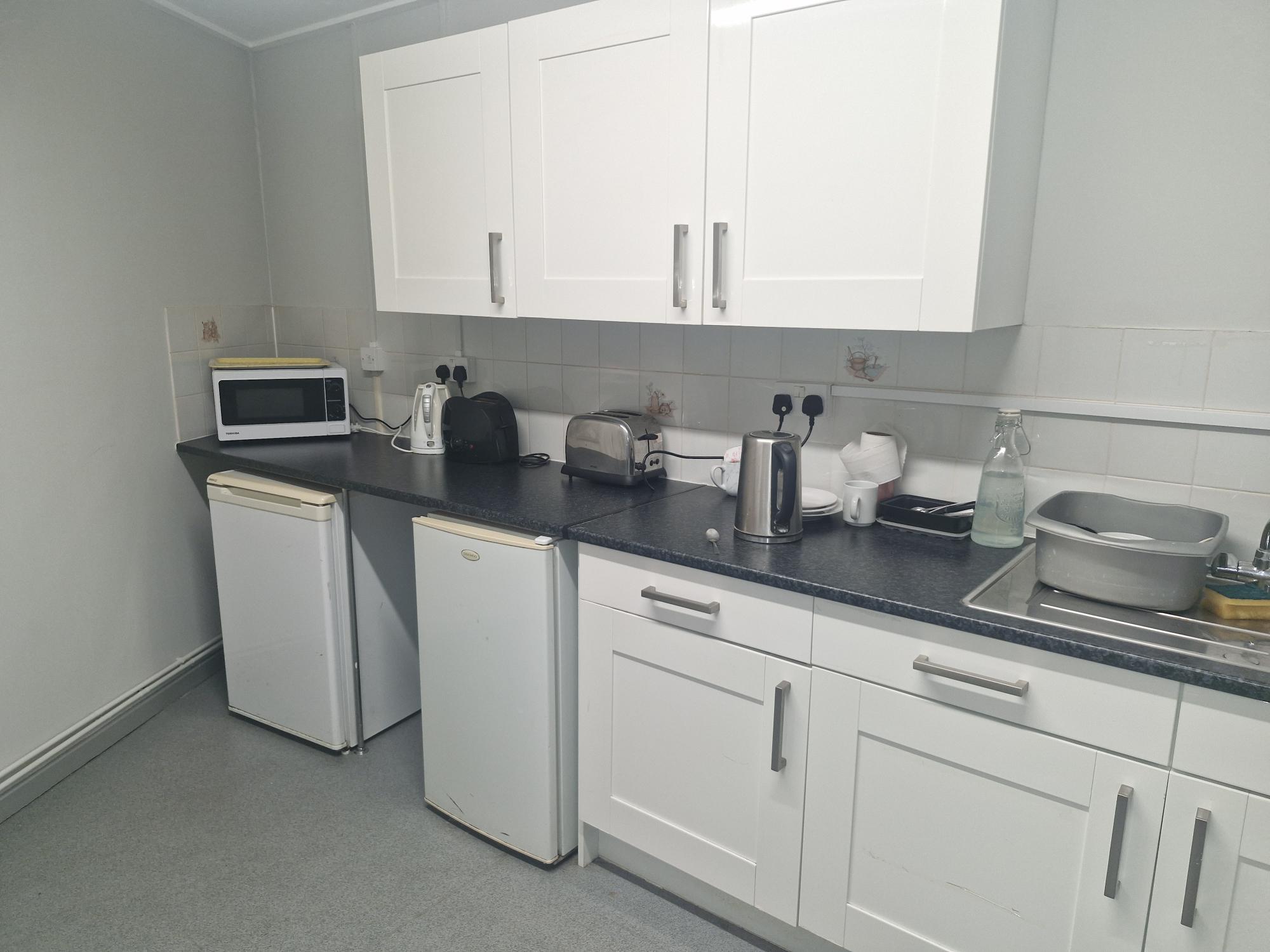 Office in Cannock - photo 4